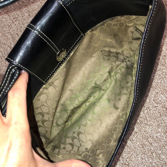 Authentic leather Coach Bag - Picture 3 of 8